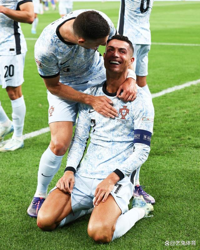 开云体育app-关于NBA季后赛窗口期再迎强敌，葡萄牙体育调整名单，主帅态度：信心回归，细节决定成败的信息-开云体育app