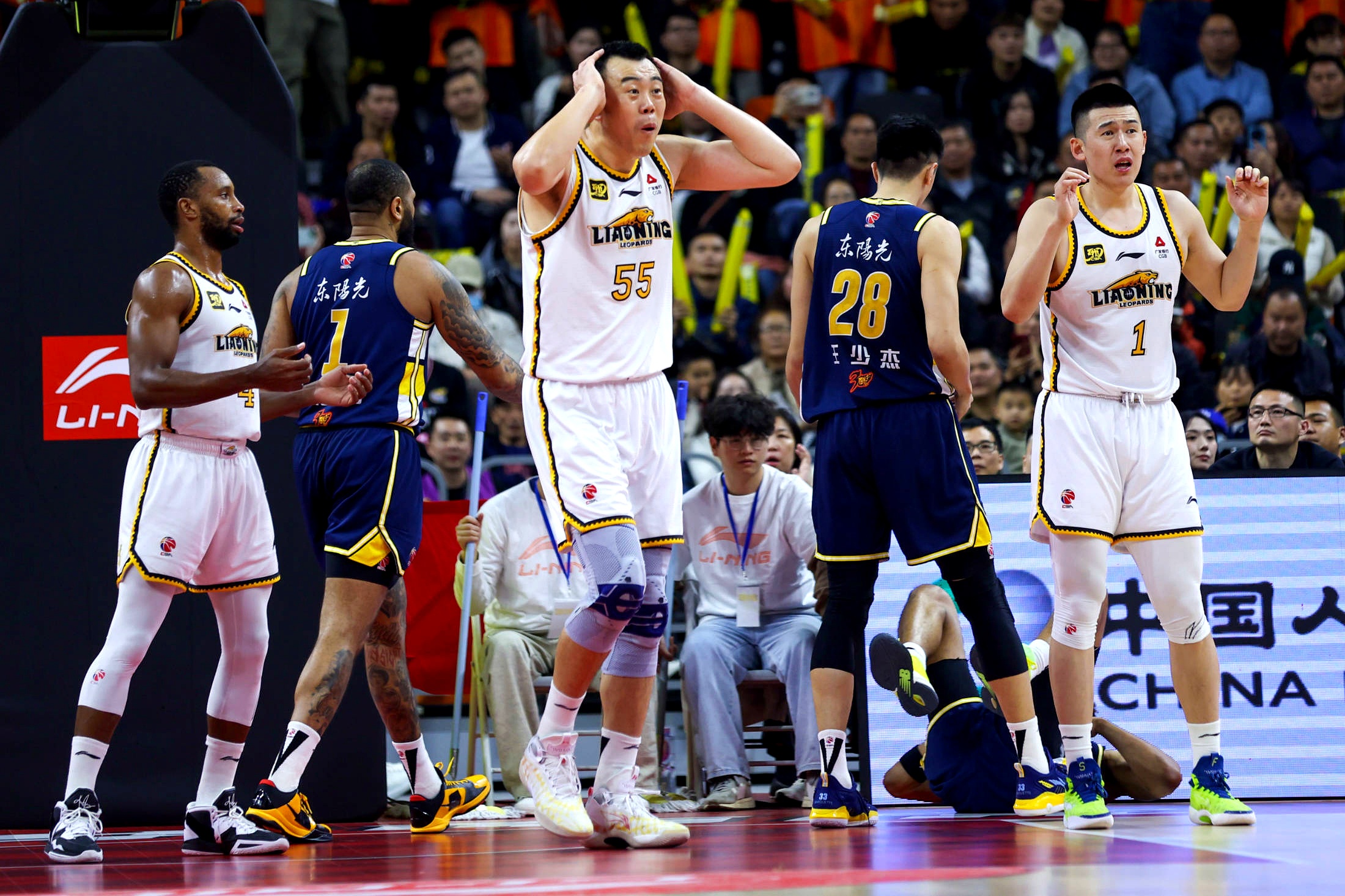 开云-北京首钢主帅复盘备战CBA季后赛关键时刻广东宏远调整名单以备国王杯，媒体一致点评：今夜法兰克福遗憾出局的简单介绍-开云